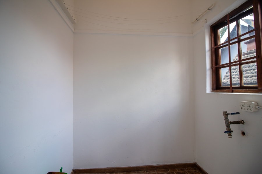 To Let 3 Bedroom Property for Rent in Geelhoutpark North West